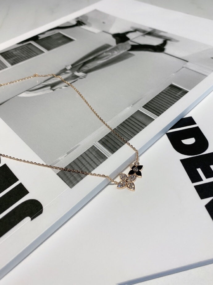 DOUBLE STAR DIAMOND NECKALCE