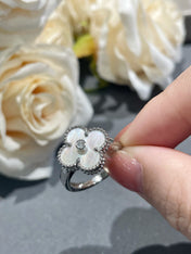 CLOVER SILVER MOP DIAMOND RING