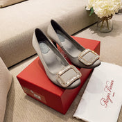 TROMPETTE PUMPS IN TAUPE SILK CRYSTAL BUCKLE