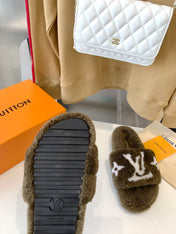 LV WOMEN'S PASEO FLAT SLIPPER IN OLIVE GREEN FLEECE WITH WHITE LOGO