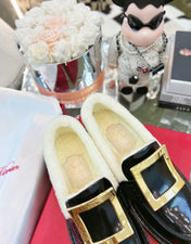 VIV' RANGERS LOAFERS IN BLACK PATENT CALFSKIN FLEECE LINING GOLD BUCKLE