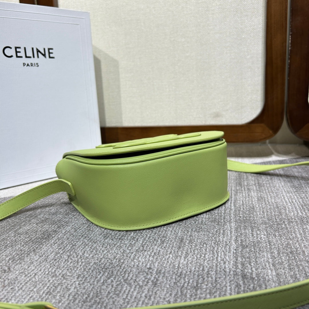 FOLCO CUIR TRIOMPHE 18 IN INCHWORM GREEN CALFSKIN