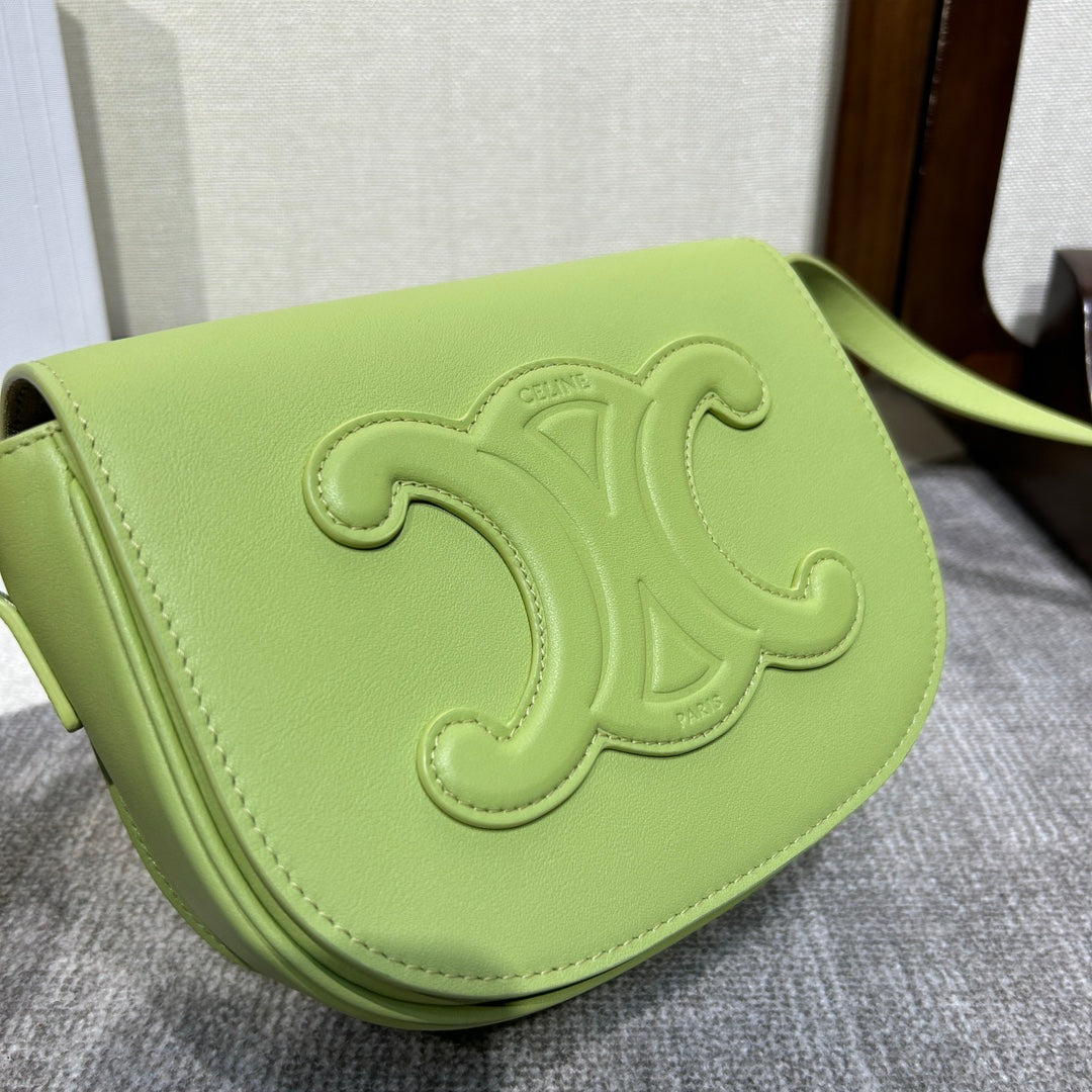 FOLCO CUIR TRIOMPHE 18 IN INCHWORM GREEN CALFSKIN