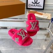 LV WOMEN'S PASEO FLAT SLIPPER IN DEEP PINK FLEECE