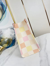 ONTHEGO 35 IN PEACH DAMIER GIANT CANVAS