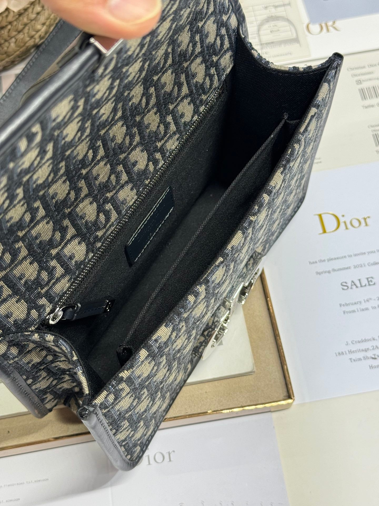 MONTAIGNE EAST-WEST BAG 24 IN BLACK LAMBSKIN AND MONOGRAM OBLIQUE JACQUARD