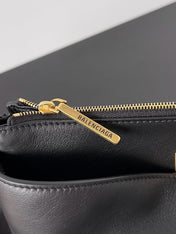RODEO 22 IN BLACK CALFSKIN GOLD HARDWARE