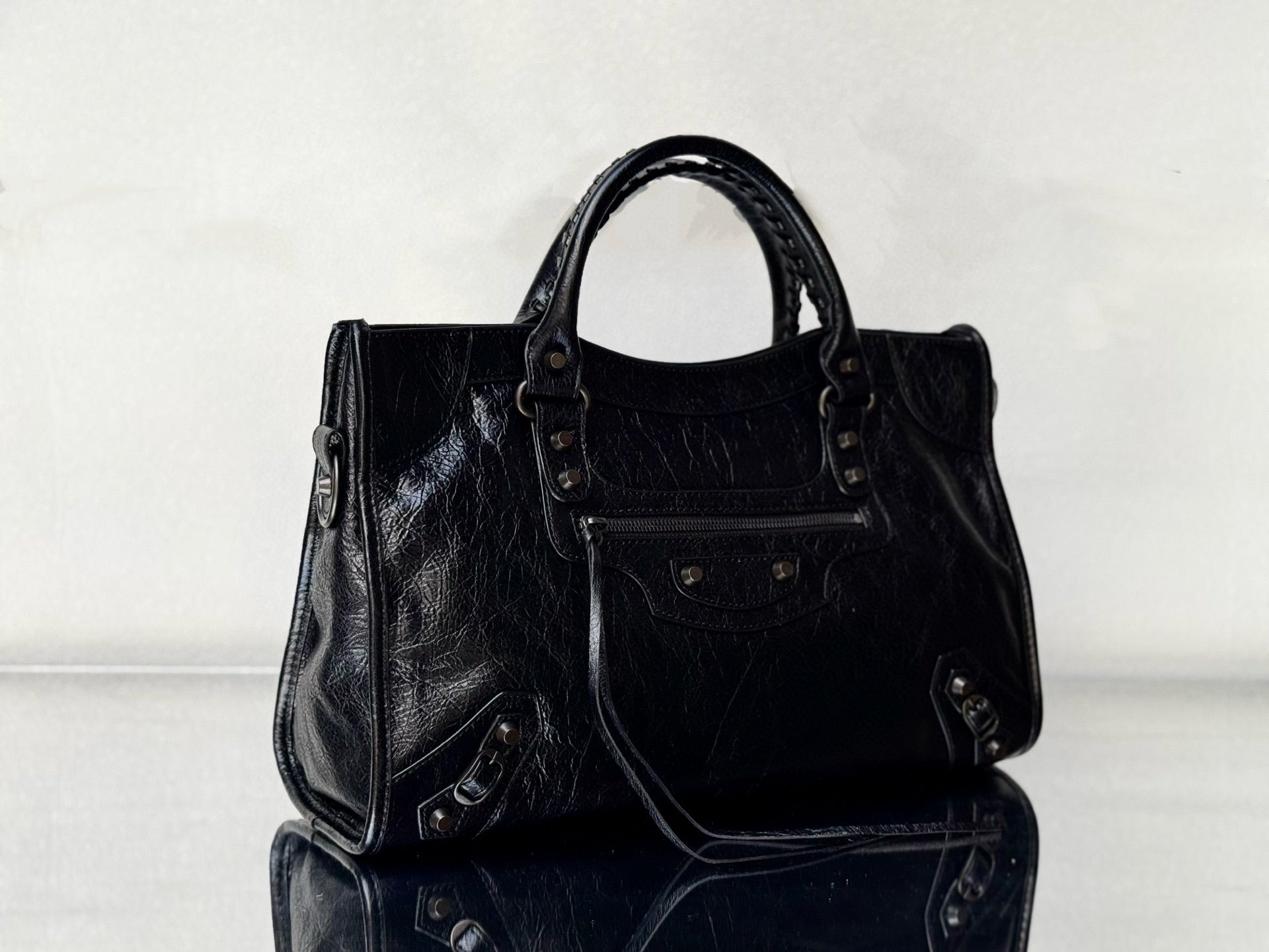 LE CITY BAG IN BLACK LEATHER
