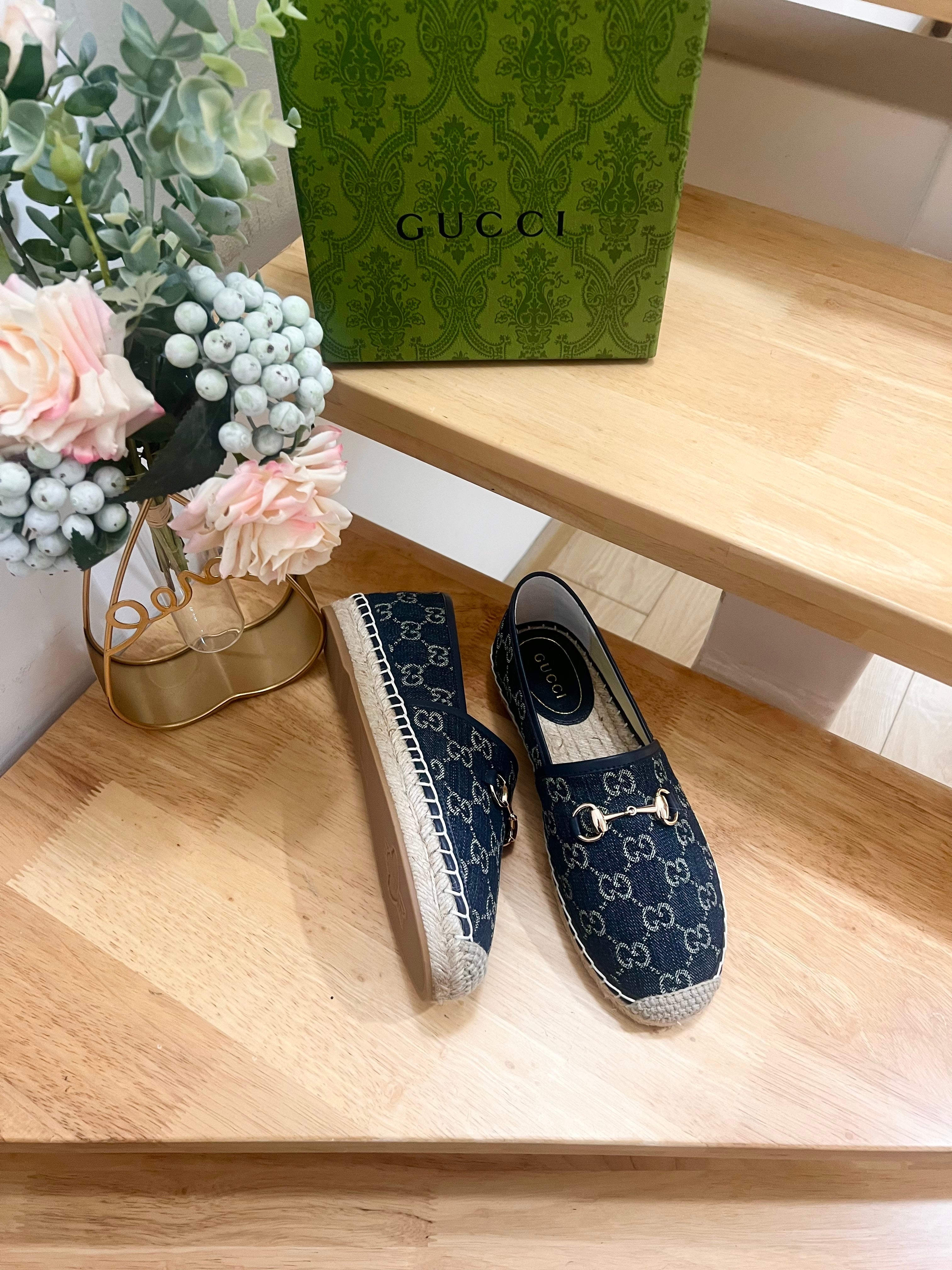 WOMEN'S ESPADRILLE WITH HORSEBIT IN NAVY BLUE DENIM
