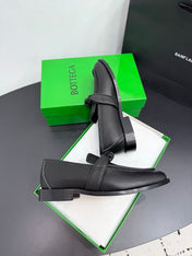 BOTTEGA VENETA 26S LOAFERS IN BLACK GRAINED CALFSKIN