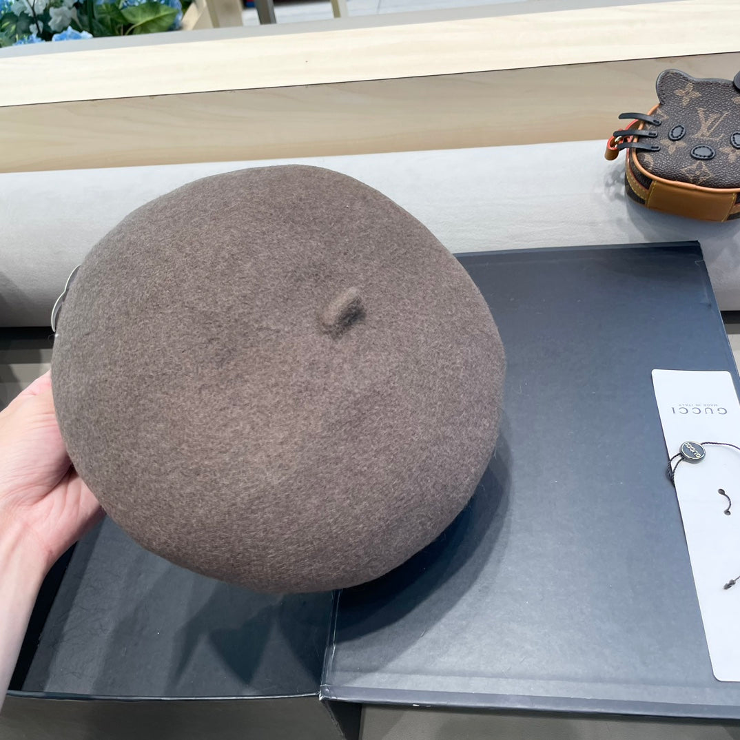 BERET HAT IN WENGE BROWN WOOL 406888