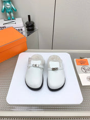 SLIP-ON MULE IN WHITE CALFSKIN AND SHEARLING LINING