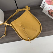HAMMOCK SLICE 25 BAG IN SAND YELLOW SHINY CALFSKIN