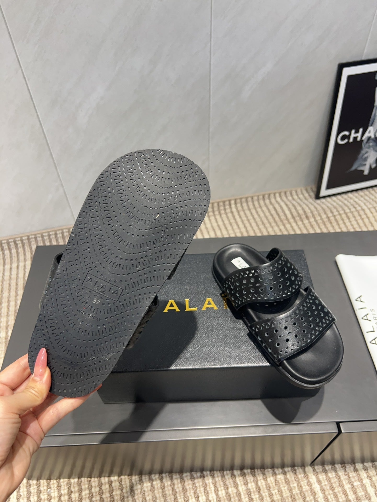 ALAIA CHUNKY TWO-STRAP SLIDES 25S IN BLACK CALFSKIN