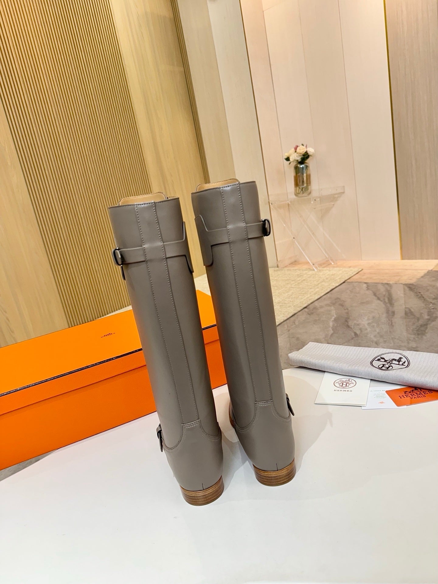 HM 25S RIDING BOOTS IN GREY LAMBSKIN WITH SILVER HARDWARE