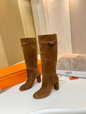 HM 25S KELLY KNEE-HIGH BOOTS IN BROWN SUEDE WITH SILVER HARDWARE