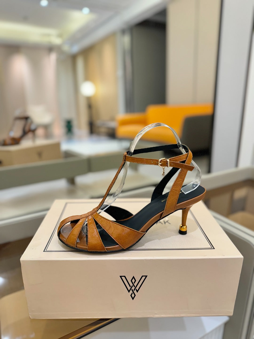 HIGH SANDALS 75 MM IN CINNAMON BROWN CALFSKIN