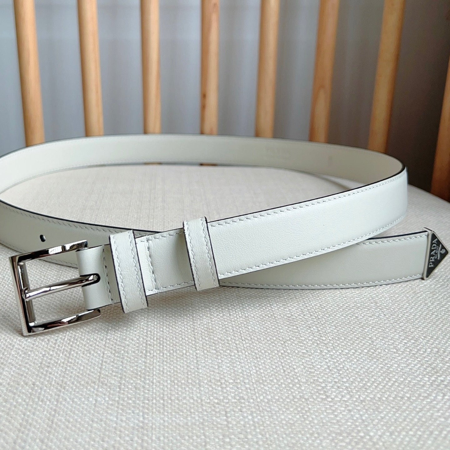 PRADA 25S BELT 25 MM IN WHITE CALFSKIN 585796