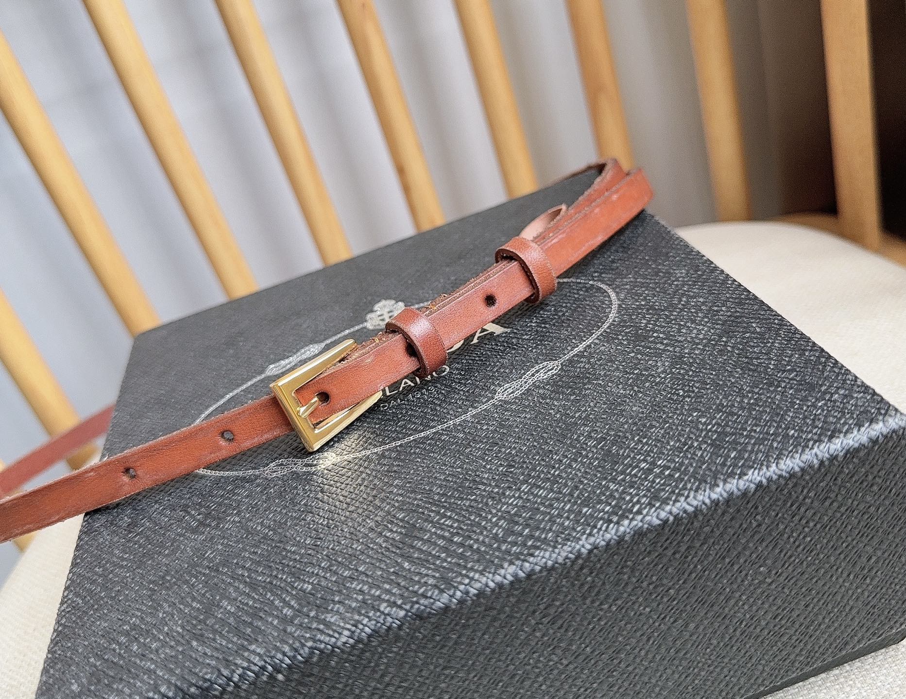 PRADA 25S BELT 10 MM IN REDDISH BROWN CALFSKIN 598369