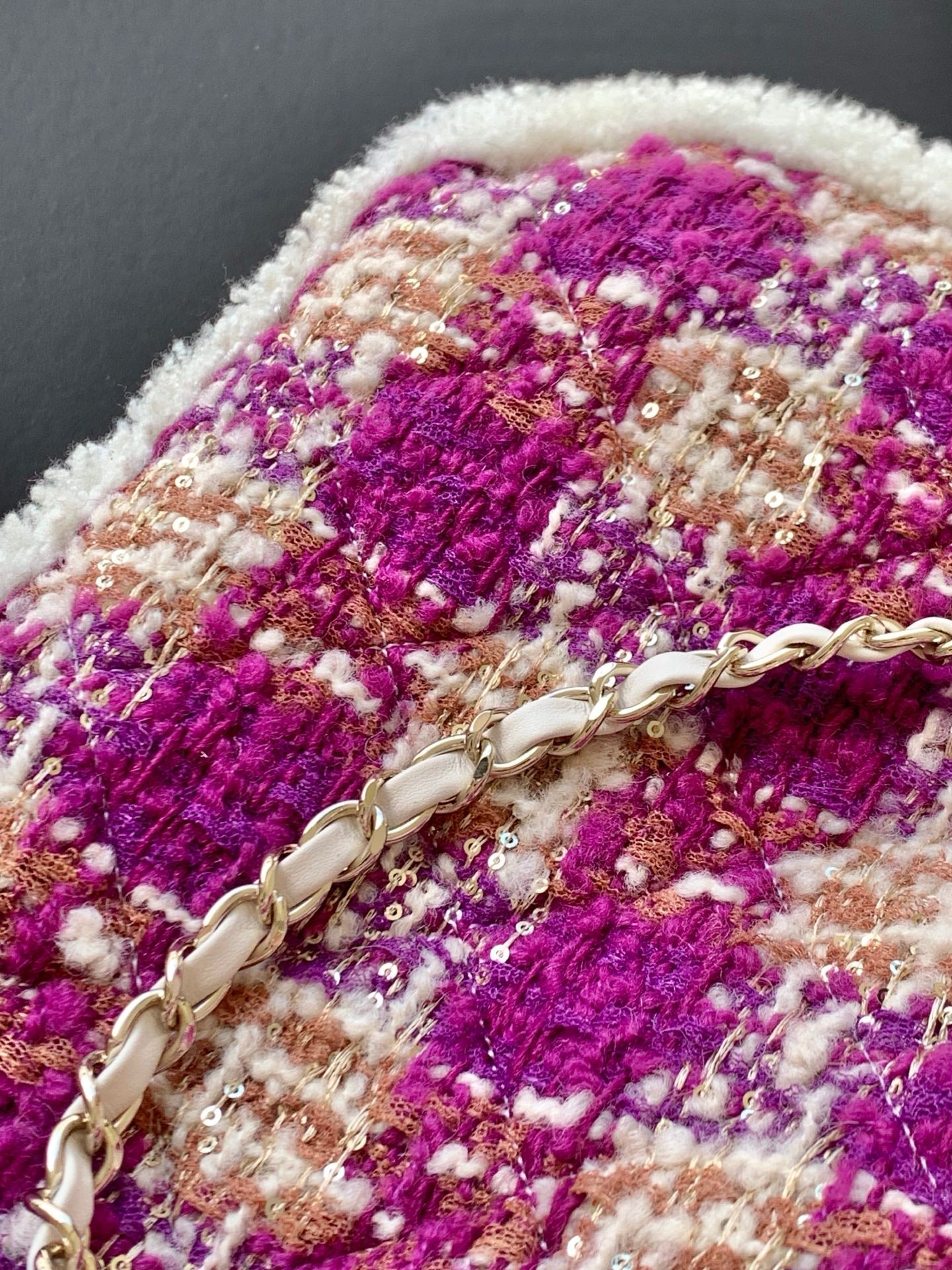 CHANEL 25S SHOPPING BAG 34 IN DARK PINK MIX WHITE TWEED