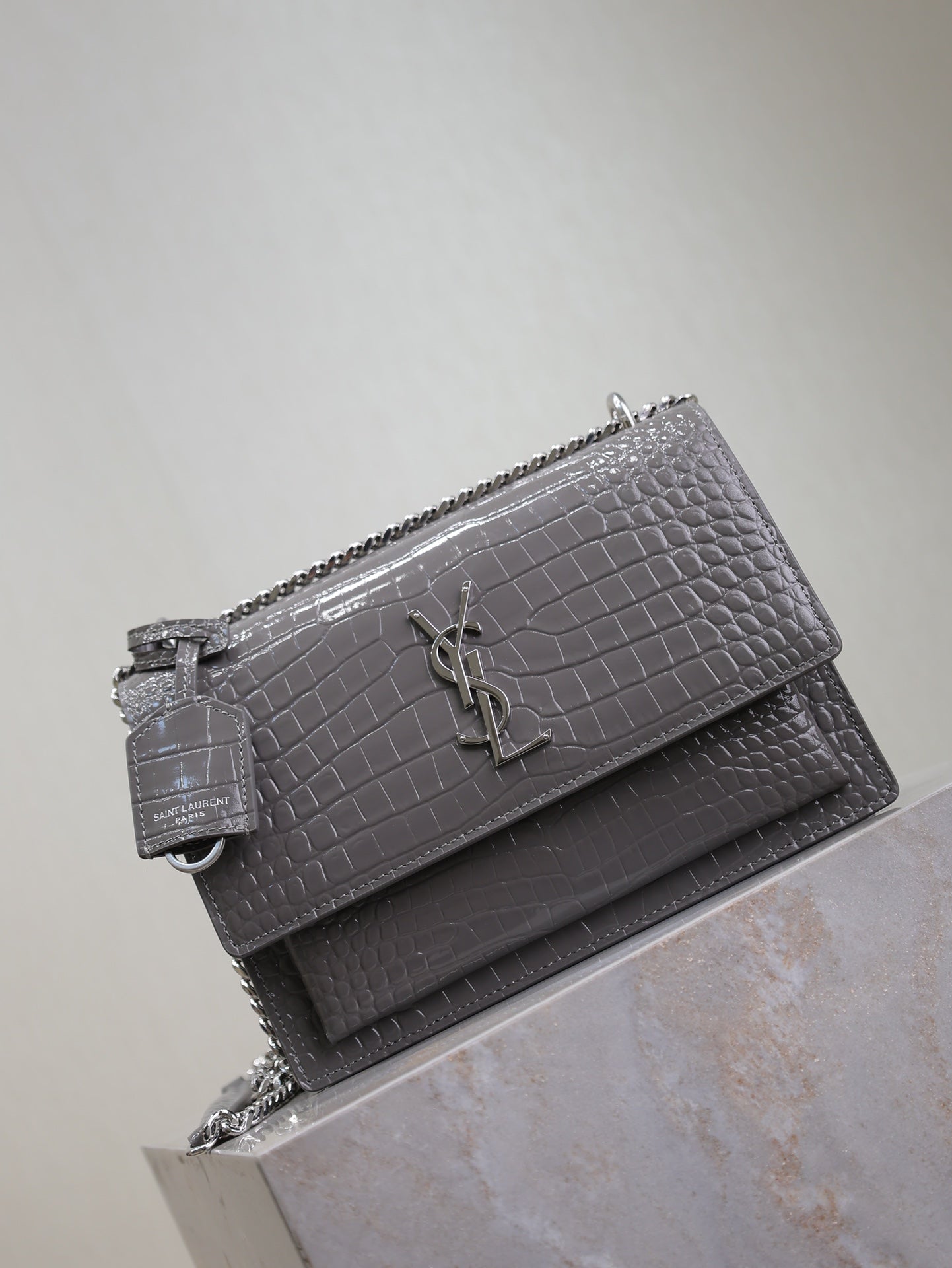YSL 25S SUNSET MEDIUM 22 IN DARK GRAY CROCODILE-EMBOSSED SHINY CALFSKIN SILVER HARDWRE